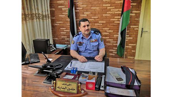 الرائد البدارنه يترأس اجتماعا لاعضاء مجلس امن مادبا الغربي