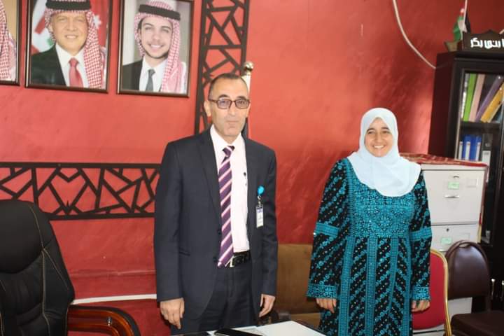 وفد من البنك الدولي يزور مدرسة القادسية الاساسية المختلطة _صور