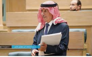 العرموطي يسأل عن حقيقة نقص المواد الغذائية