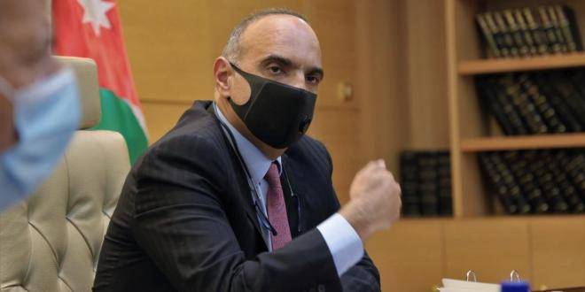 الخصاونة: ماضون باتخاذ الإجراءات الكفيلة بتعزيز النمو الاقتصادي