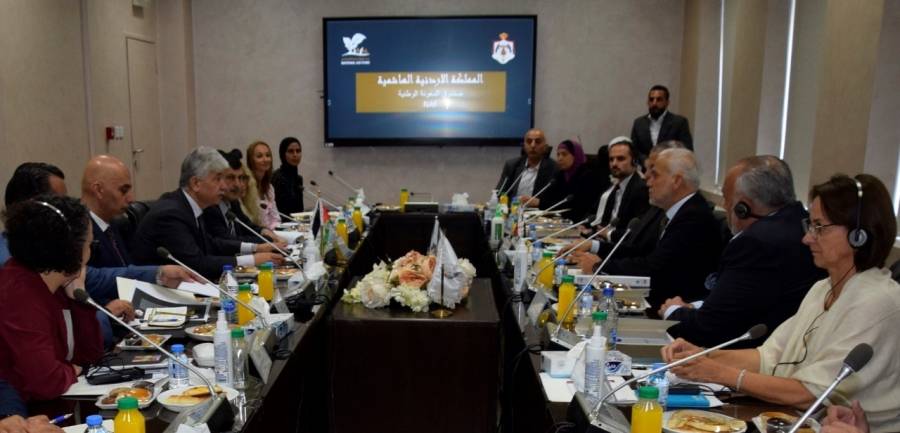 المفلح يستقبل نظيره الفلسطيني ويبحث معه مجالات التعاون الاجتماعي