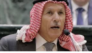 العرموطي يسأل الحكومة عن أزمة الدجاج