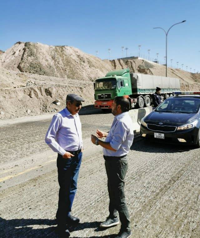 وزير الأشغال يتفقد عددا من المشاريع في العقبة