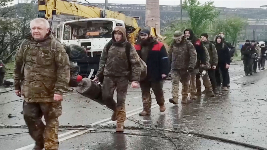 روسيا: استسلام أكثر من 1700 جندي أوكراني في مصنع آزوفستال