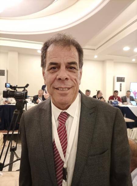 العبابنة نقيبا للصيادلة