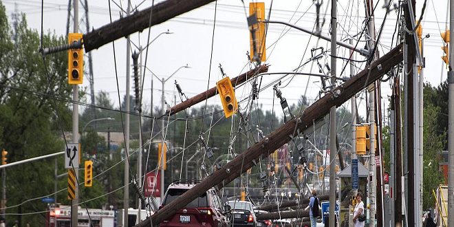 العواصف في كندا تخلف أربع ضحايا وتقطع الكهرباء عن 900 ألف منزل