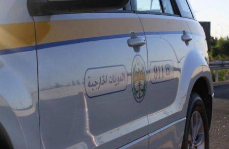 ضبط حافلة مدرسية تحمل 15 طالبا زيادة على طريق العدسية