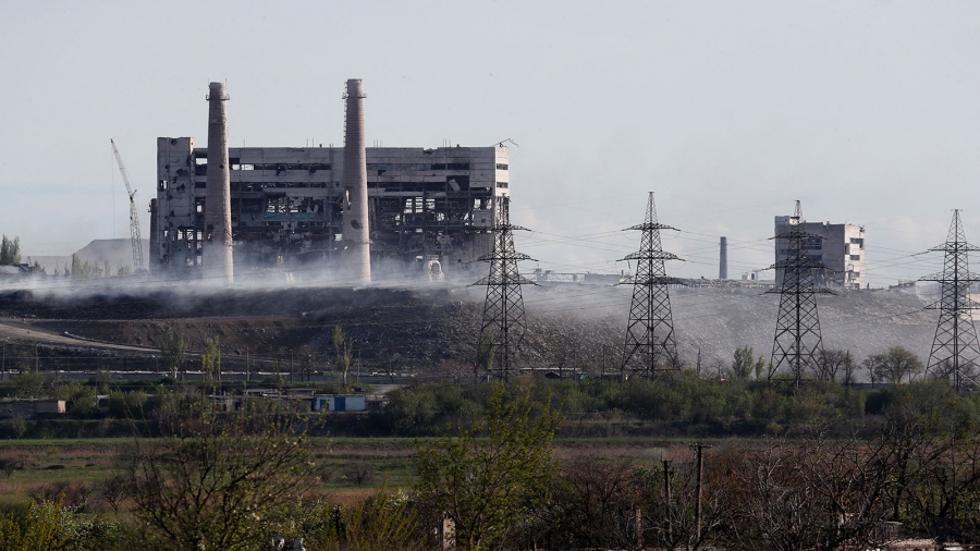 روسيا تبدأ عمليات إزالة الألغام من مصنع آزوفستال بأوكرانيا