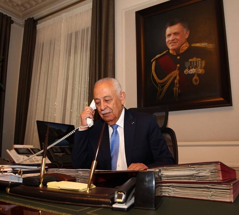 العيسوي ينقل تعازي الملك إلى الزعبي والخضير والعويدي والعبابنة والزيادة