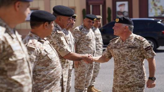 الملك يزور القيادة العامة للقوات المسلحة الأردنية