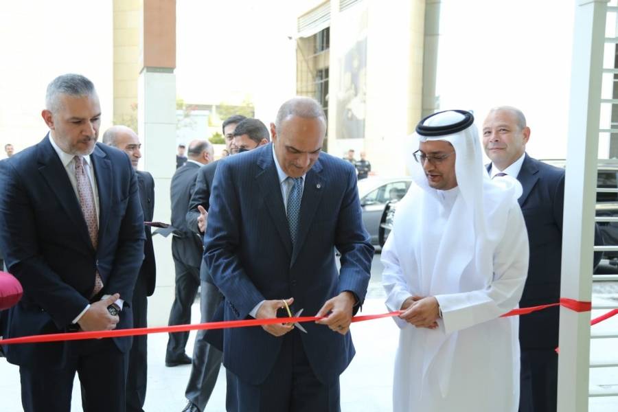 رئيس الوزراء يفتتح مشروع “برج عبدلي ڤيوز” باستثمار 100 مليون دولار