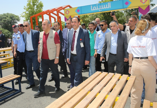 الشواربة يفتتح حدائق الجبيهة ضمن الاحتفالات بعيد الاستقلال 76