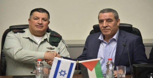 موقع عبري: توقعات بتنصيب الشيخ خلفا لعباس