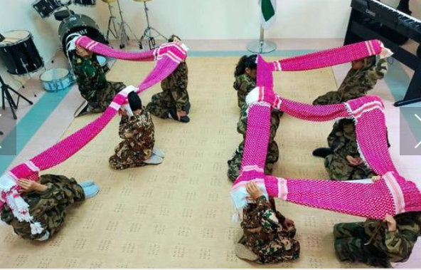 هكذا احتفل اطفال الحسين الاجتماعية بعيد الاستقلال