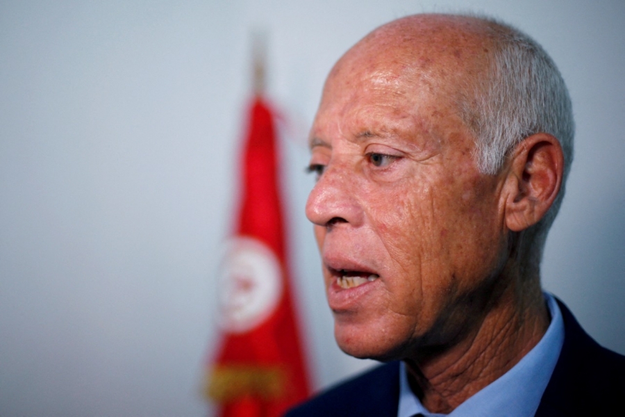 تونس.. لماذا طلبت هيئة الانتخابات لقاء مع الرئيس؟