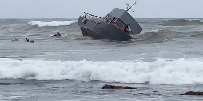 مصرع خمسة أشخاص جراء تصادم قاربين داخل نهر في الولايات المتحدة