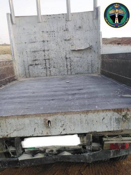 ضبط حدث يقود مركبة شحن في عمان