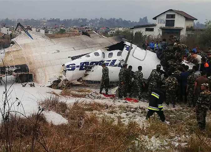 العثور على 14 جثة في موقع تحطّم الطائرة النيبالية