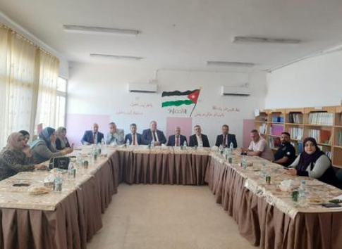 متصرف لواء كفرنجة يشارك في تنفيذ برنامج مبادرات رايز المدرسية والمجتمعية