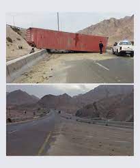 إيقاف حركة السير باتجاه العقبة مؤقتا نتيجة تدهور تريلا