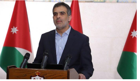 أبو يحيى لمدير الضمان: انت على راسك ريشة؟