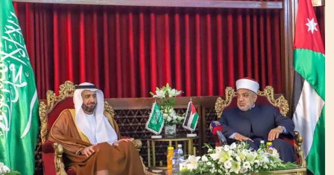 الخلايلة يستقبل وزير الحج والعمرة السعودي