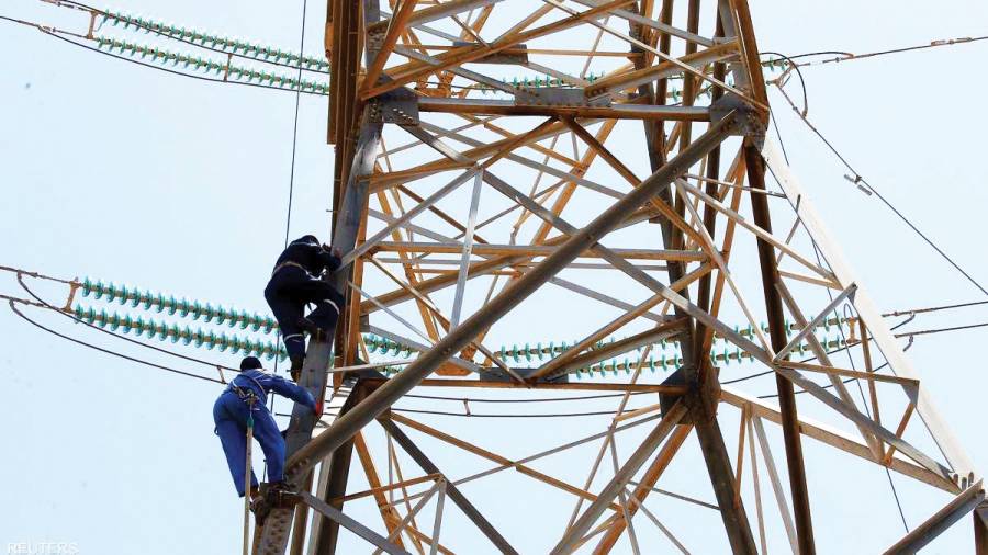 نذر أزمة كهرباء مع بداية صيف ليبي حارّ