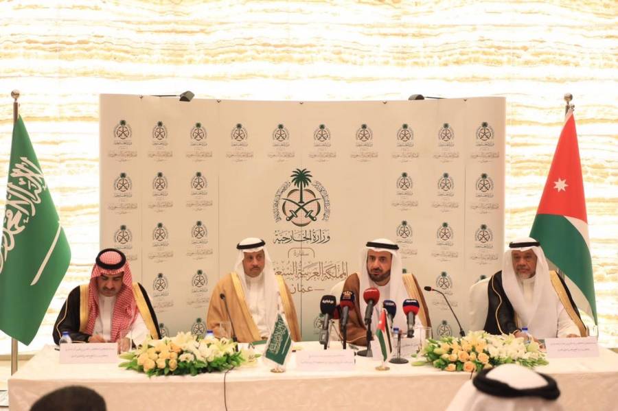 وزير الحج السعودي يبحث مع وزير الأوقاف الفلسطيني  التعاون والتنسيق بين البلدين