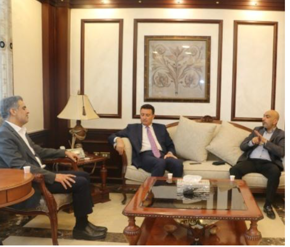 وفد نيابي رفيع لمصالحة مدير الضمان