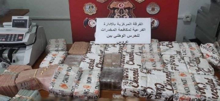 تونس: تفكيك شبكة دولية لتوريد المخدرات وترويجها