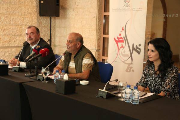 إعلاميون يعاينون دور الإعلام في توحيد الخطاب حيال القضايا الوطنية