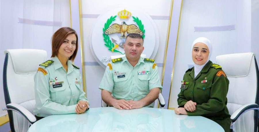 إذاعة الجيش العربي تستضيف الأطباء المقدم عرفات الزعبي والملازم اول راية المناصير