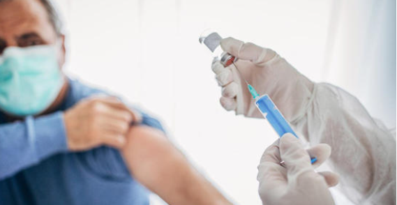 14 مليون إيراني لم يتلقوا لقاح كورونا رغم توفره