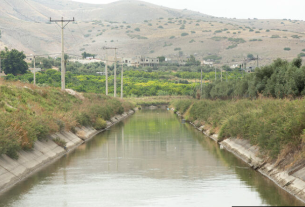 العثور على جثة خمسينية في قناة الملك عبدالله