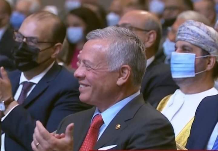 ما الذي اضحك الملك في إطلاق رؤية التحديث الاقتصادي ؟