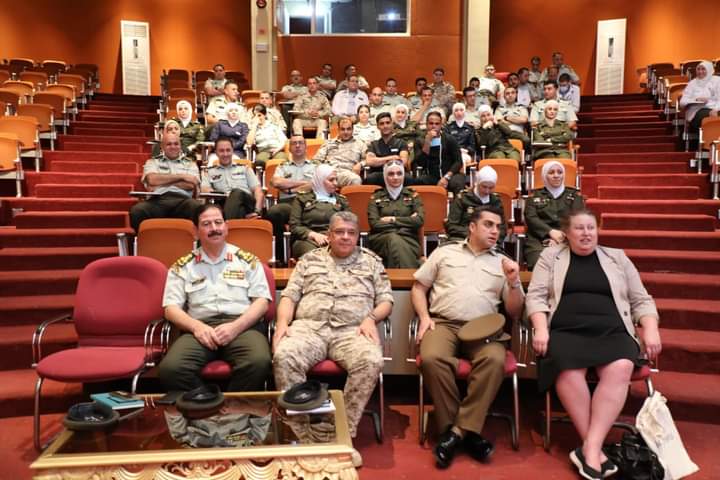 ورشة عمل تدريبية مع الجانب الطبي البريطاني في مدينه الحسين _صور