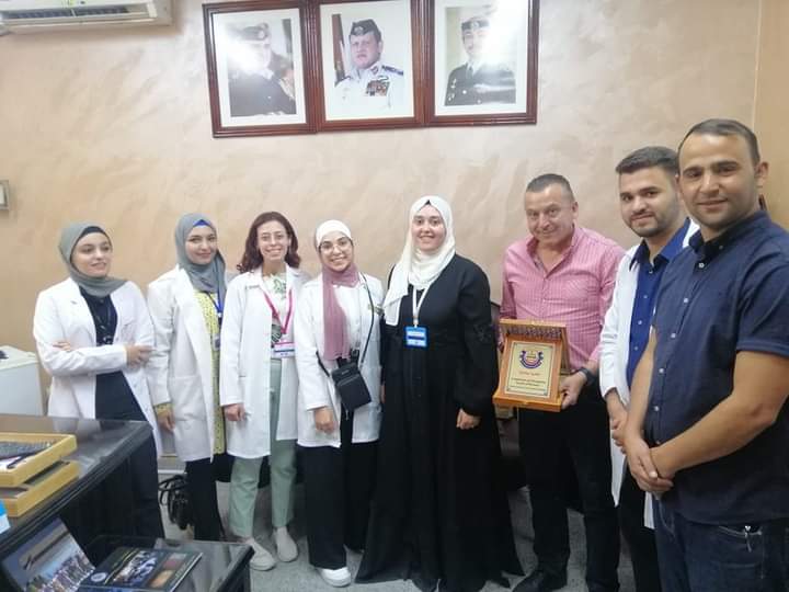 وفد من طلبة جامعة العلوم والتكنولوجيا يزور مركز علاج الإدمان
