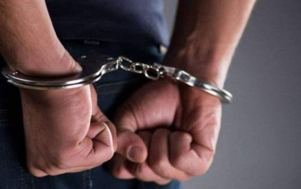 معان.. الأمن يضبط شخص من أصحاب السوابق اعترض طريق سيدة وطفلتها