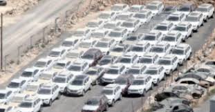 مطالبة بوقف قرار استيفاء بدل بطاقة استيراد المركبات المخلص عليها بجمرك عمان