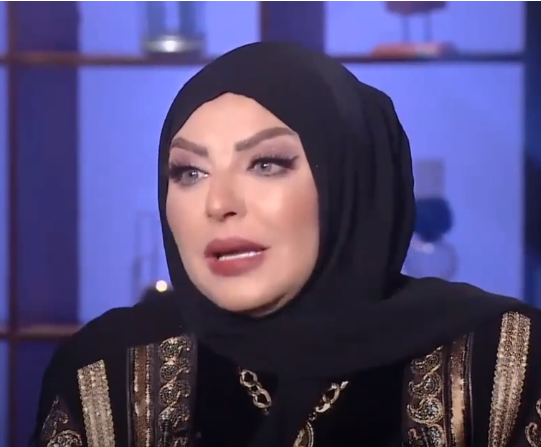 فنانة معتزلة: ابني مريض وبيموت