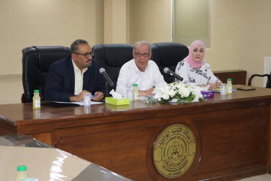 وفد من نقابة المهندسين الأردنيين يزور غرفة تجارة الزرقاء