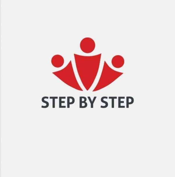 مشروع step by step يطلق جولاته الحوارية في المحافظات