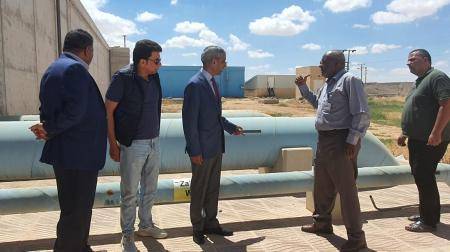 محافظ المفرق يتفقد محطة ضح مياه الزعتري للاطمئنان على الواقع المائي