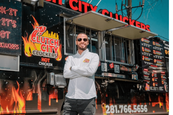 هكذا بدأ الكيلاني مشوار النجاح من اميركا للأردن