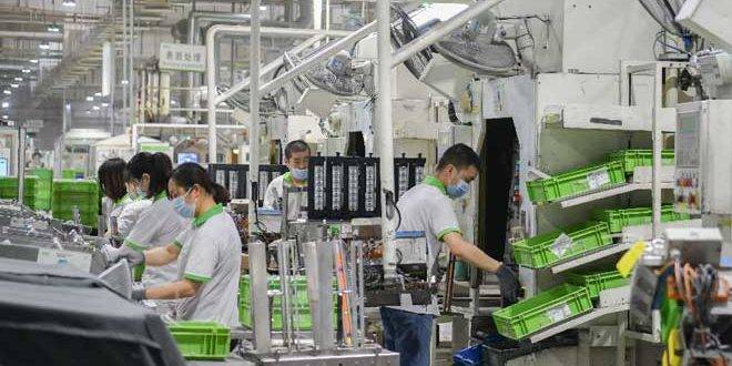 الصين تنتج 30 بالمئة من الناتج الصناعي العالمي