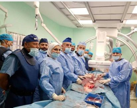 البشير يجري عمليتي زراعة للصمام الأبهري بالقسطرة