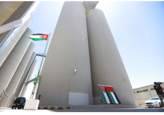 صندوق أبوظبي يدشن مشروعي توسعة صوامع في الأردن