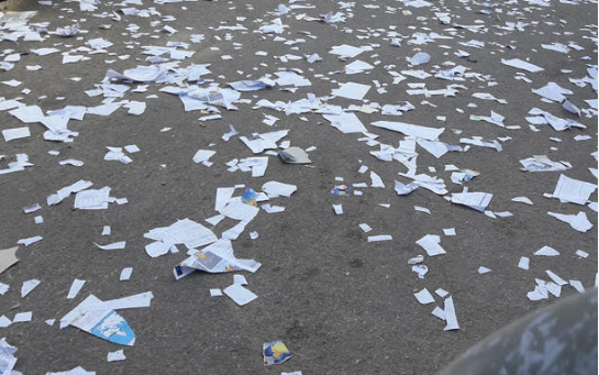 مديرة أردنية تعتذر لعمال الوطن بسبب تصرف طالباتها