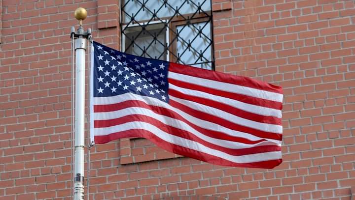 أمريكا تحث رعاياها على عدم السفر إلى أوكرانيا