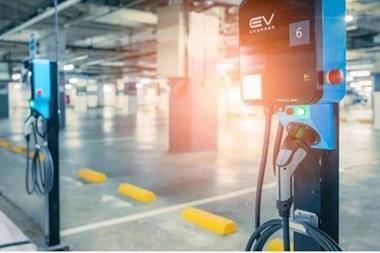 مشروع لتركيب المزيد من محطات شحن المركبات الكهربائية في عمان